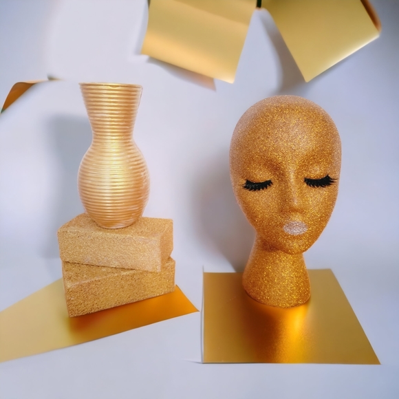 Mannequin Head - Picture 1 of 2